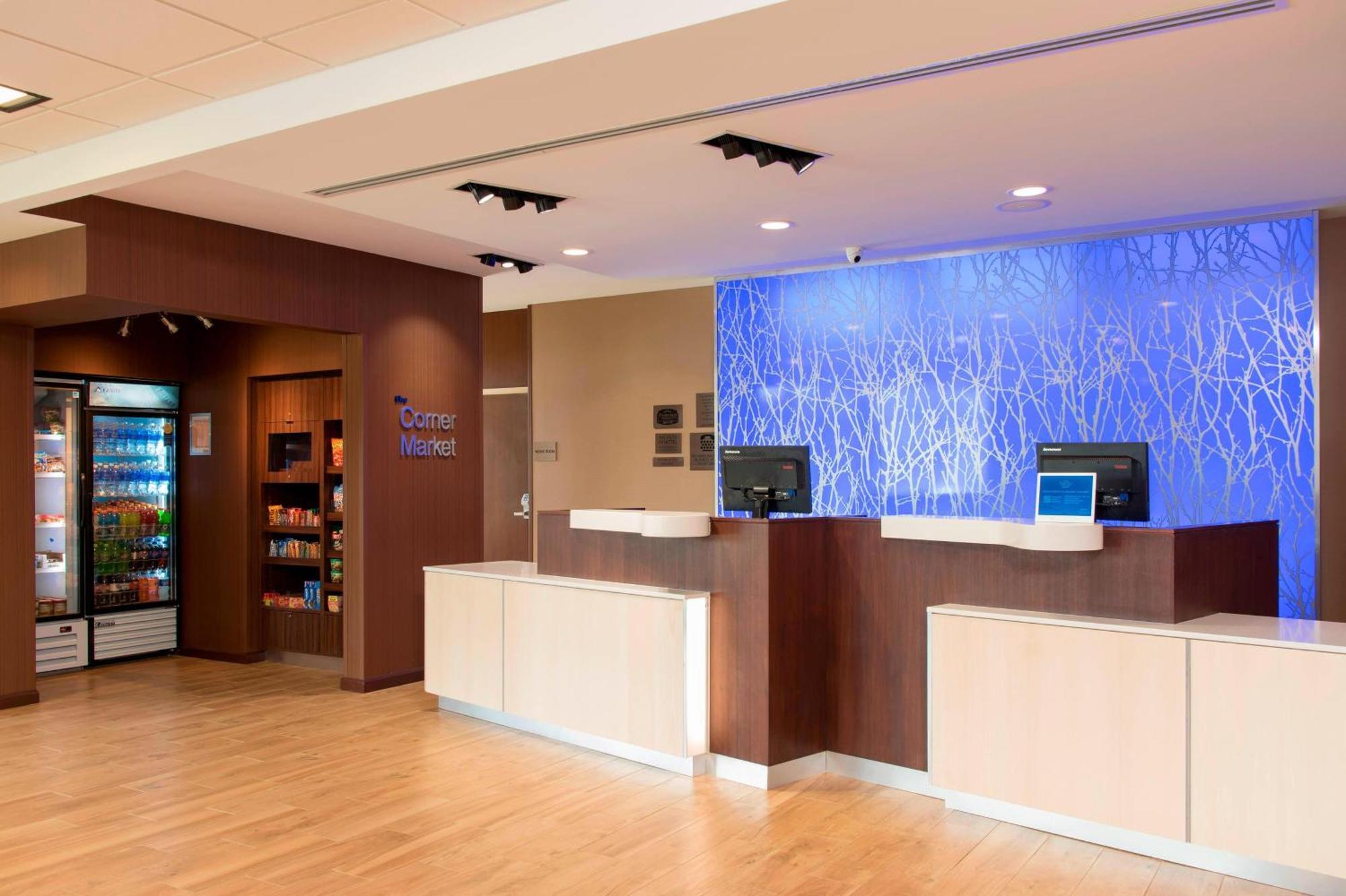 Fairfield Inn & Suites By Marriott Jackson Clinton Buitenkant foto