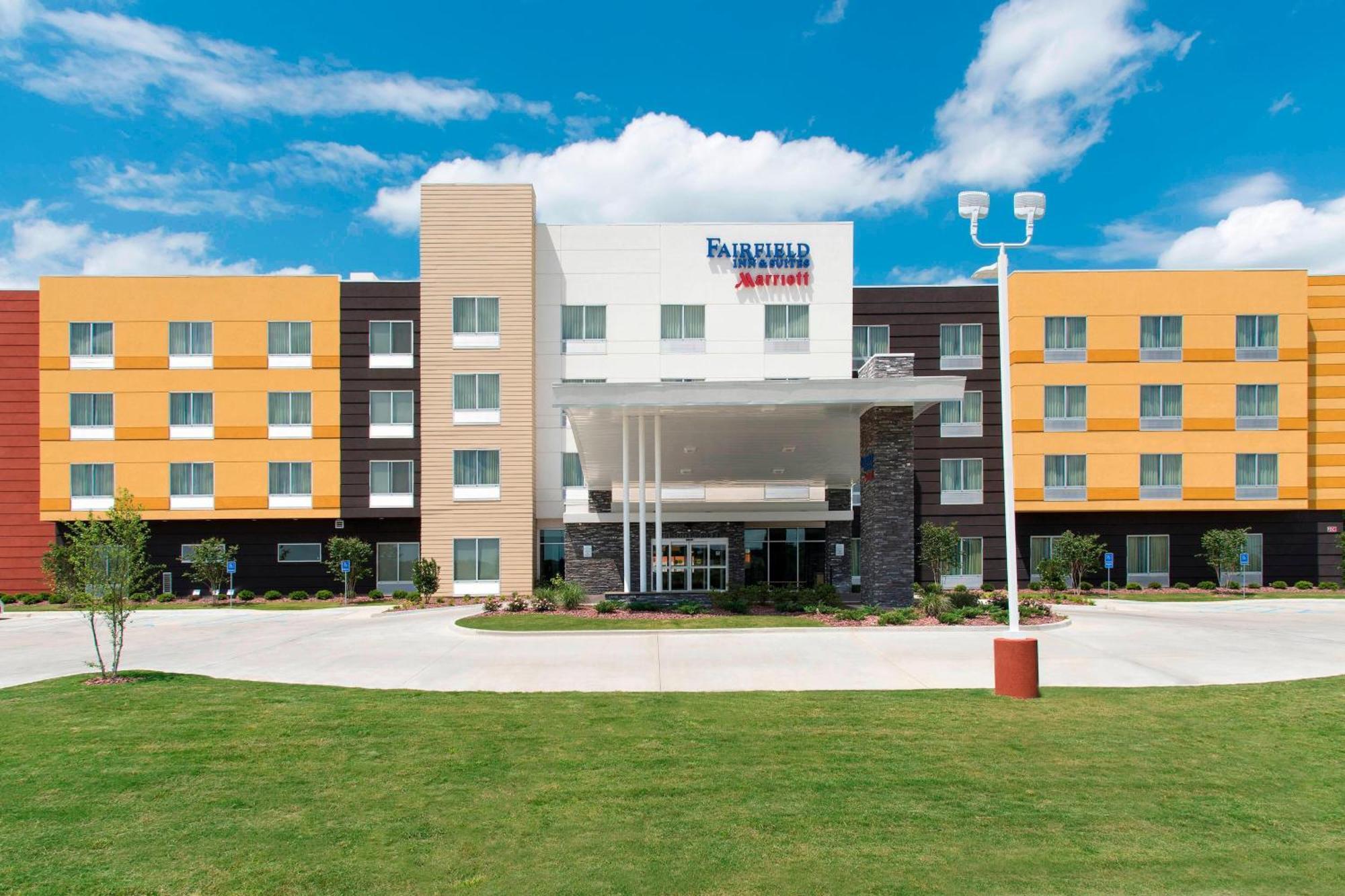Fairfield Inn & Suites By Marriott Jackson Clinton Buitenkant foto