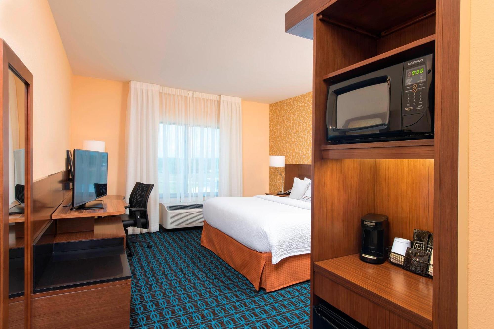 Fairfield Inn & Suites By Marriott Jackson Clinton Buitenkant foto