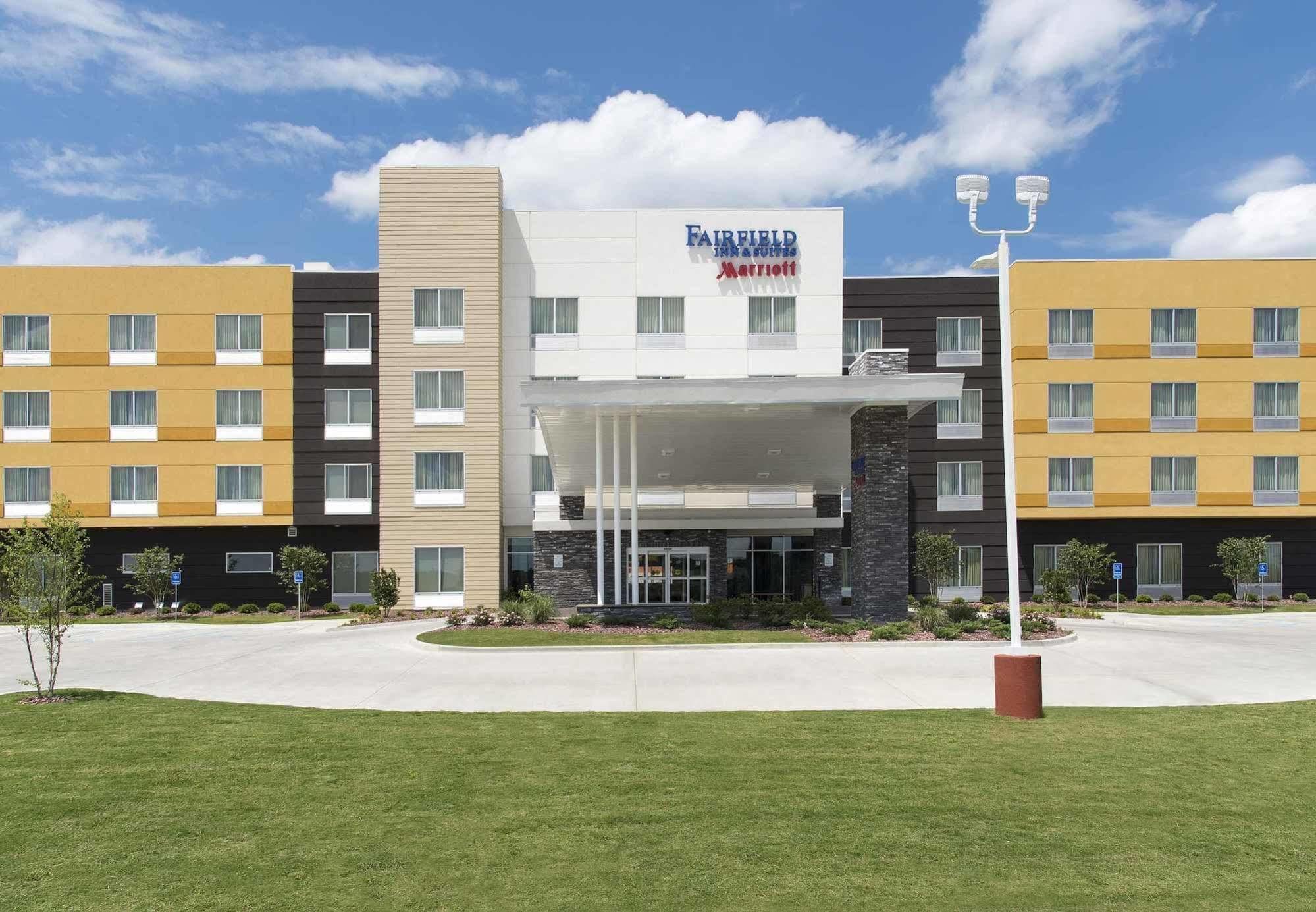 Fairfield Inn & Suites By Marriott Jackson Clinton Buitenkant foto
