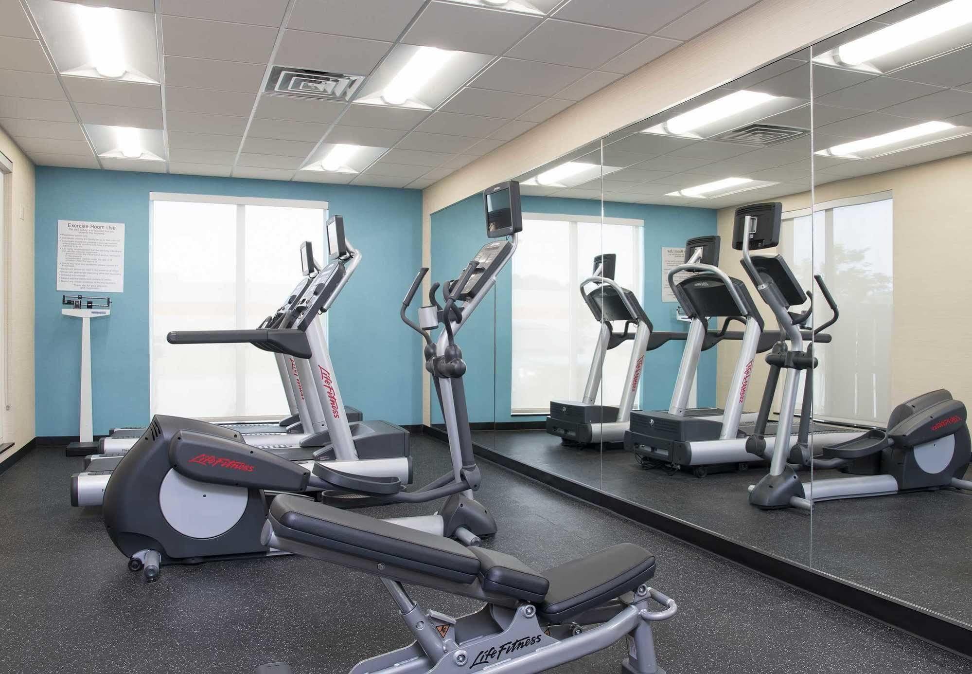 Fairfield Inn & Suites By Marriott Jackson Clinton Buitenkant foto